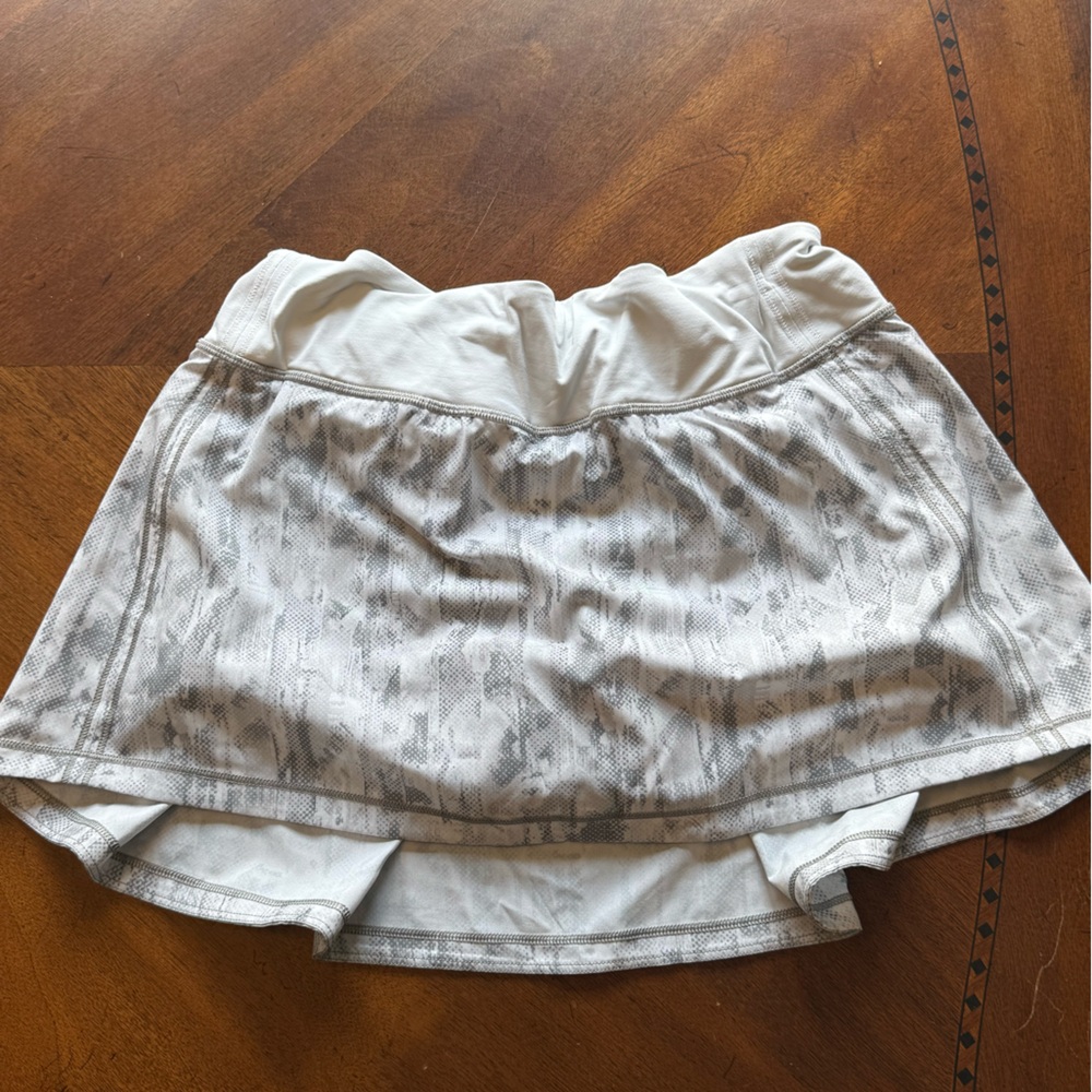 Lululemon Pace Rival Mid-Rise Skirt - Regular *DISCONTINUED*
